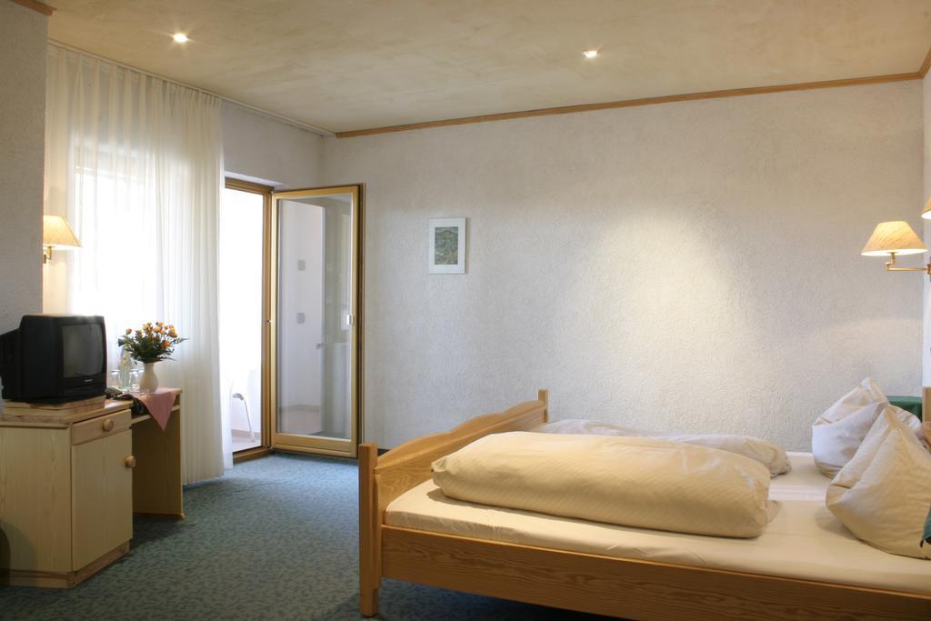 Hotel Spessarter Hof à Hobbach Extérieur photo